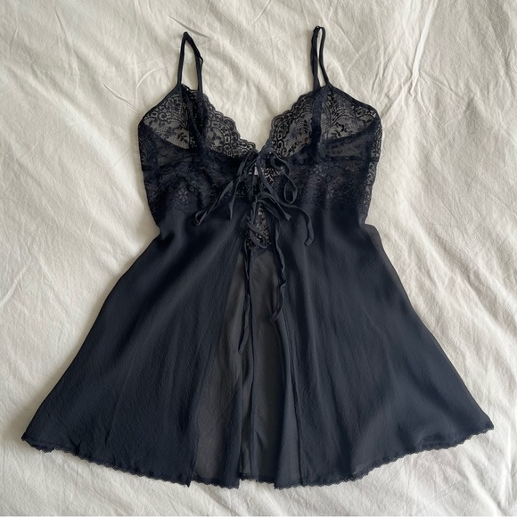 Victoria's Secret Tops - Y2K Victoria’s Secret Top